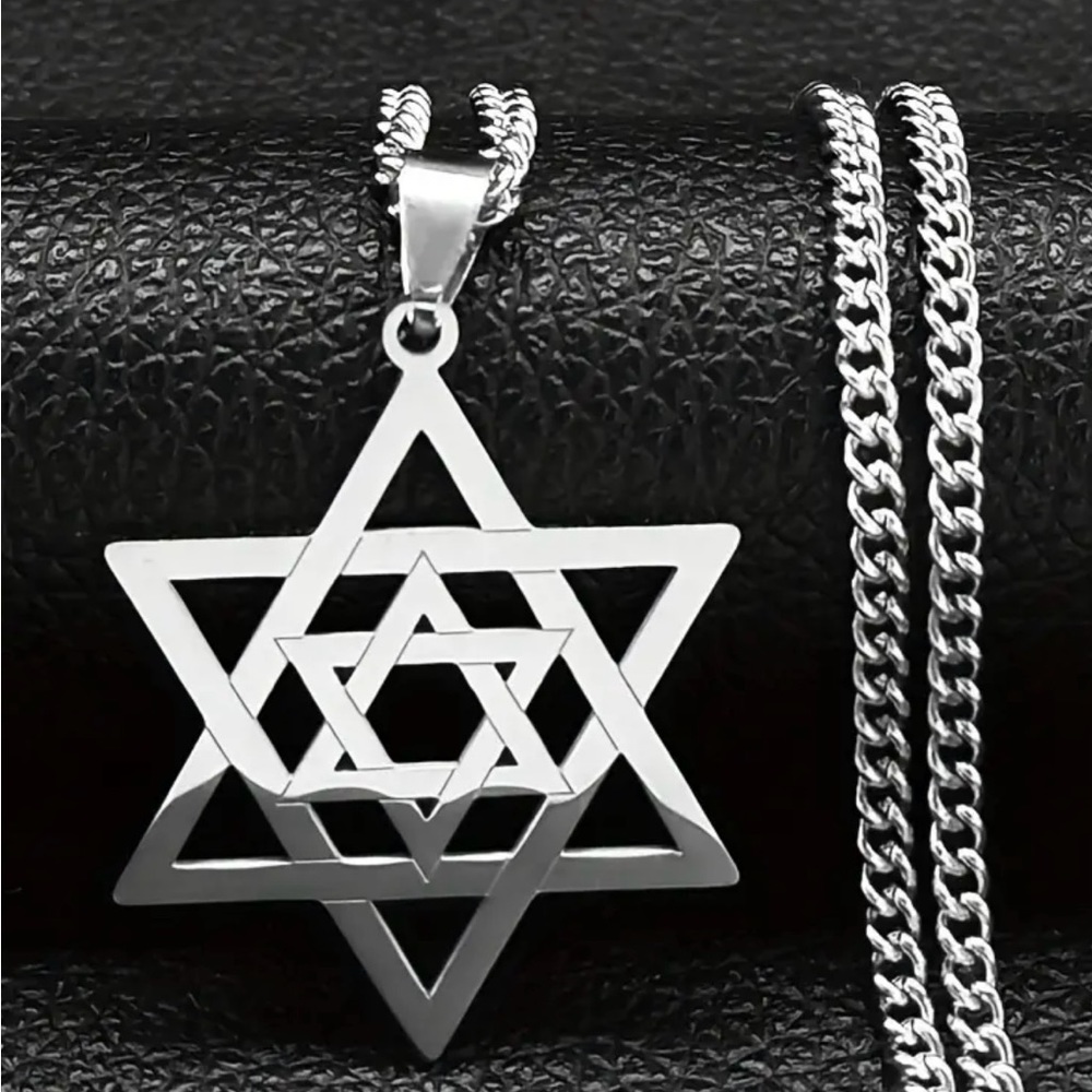 New men’s stainless steel Star of David chain necklace!